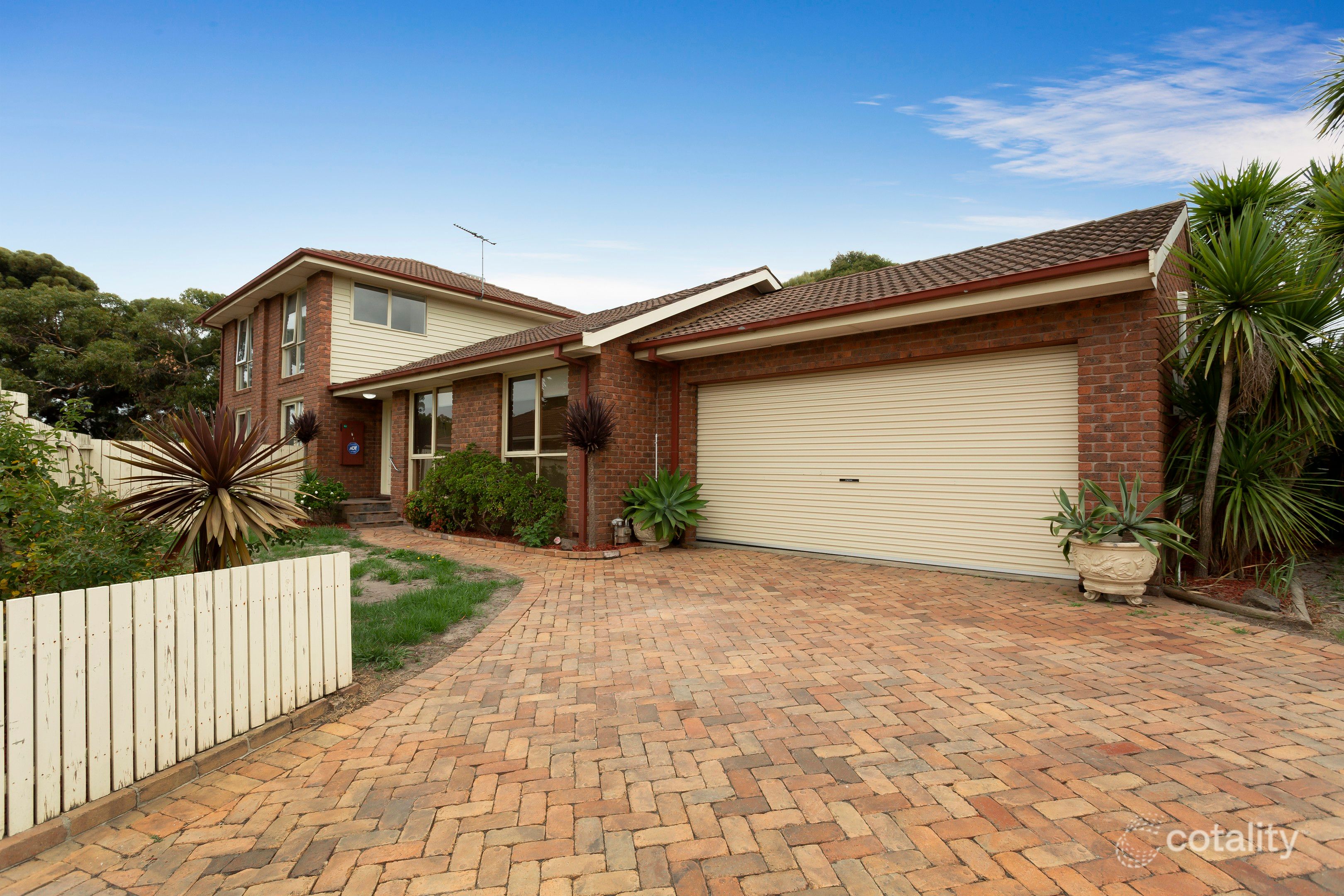 5 Aster Ct, Mill Park, VIC 3082