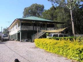 2 Leanne St, Macleay Island, QLD 4184