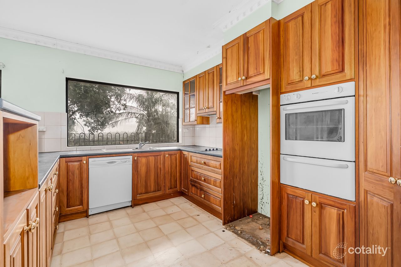81 Quinton Ct, Pasadena, SA 5042