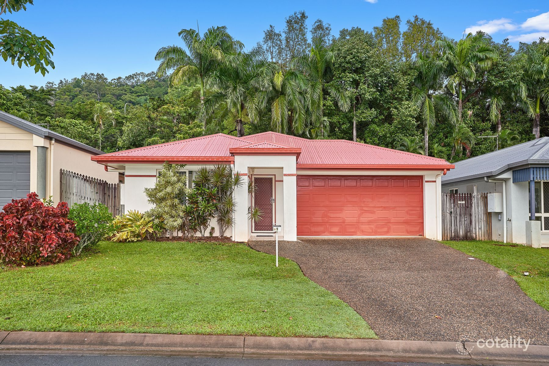 9 Chesterfield Cl, Brinsmead, QLD 4870