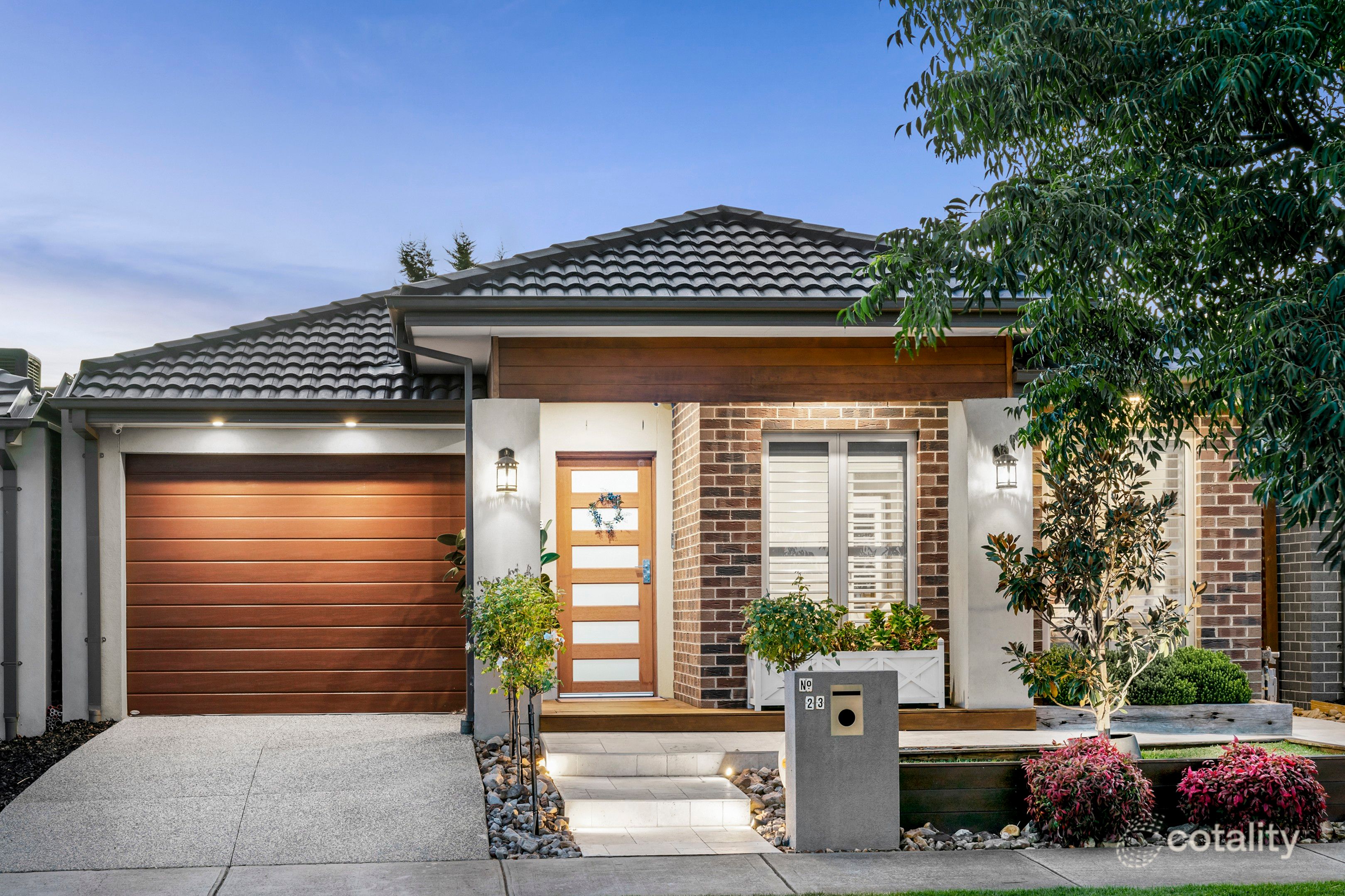 23 Canopy Cres, Hillside, VIC 3037