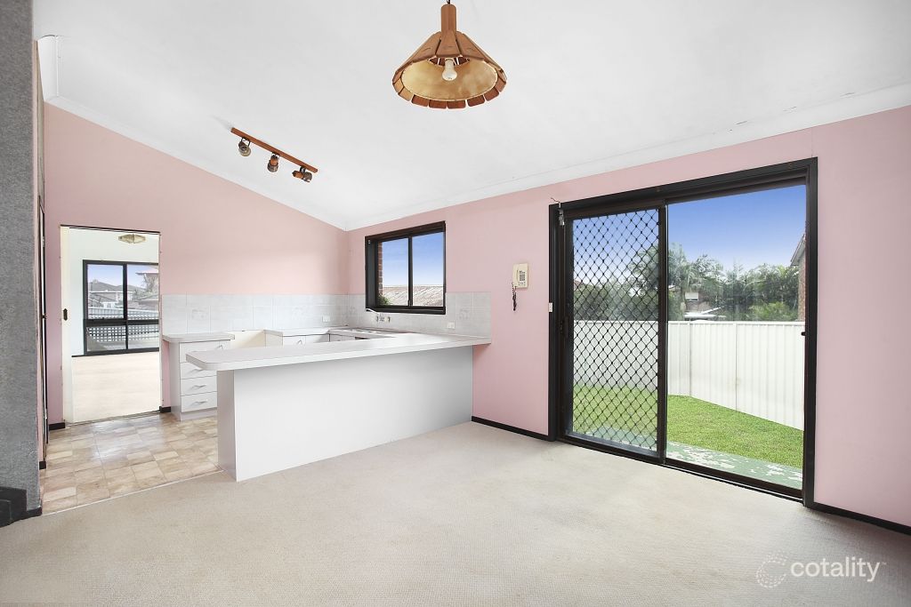 5 Sebastian Pl, Barrack Heights, NSW 2528