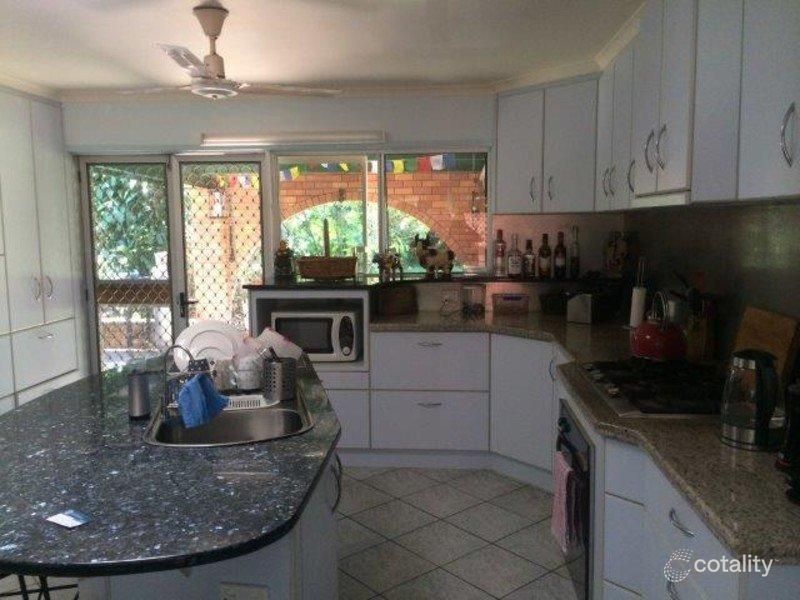 83d Waverley St, Bucasia, QLD 4750