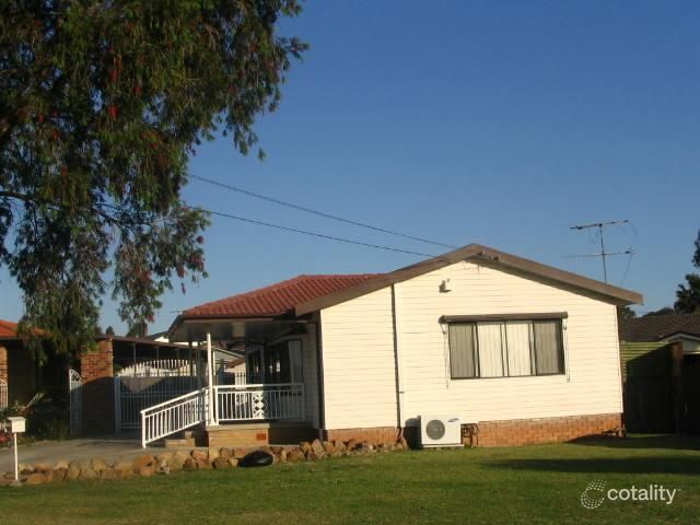 42 Amalfi St, Lurnea, NSW 2170