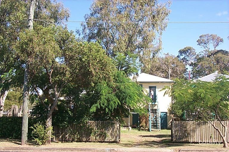 20 View St, Woody Point, QLD 4019