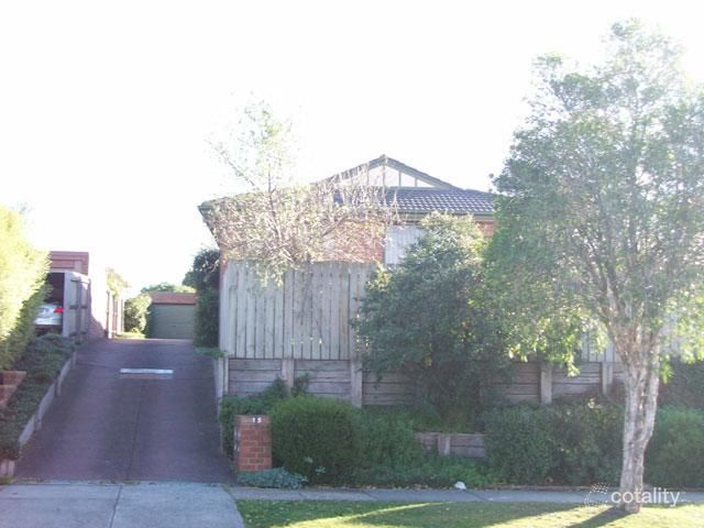 1/15 Shafer Ct, Endeavour Hills, VIC 3802