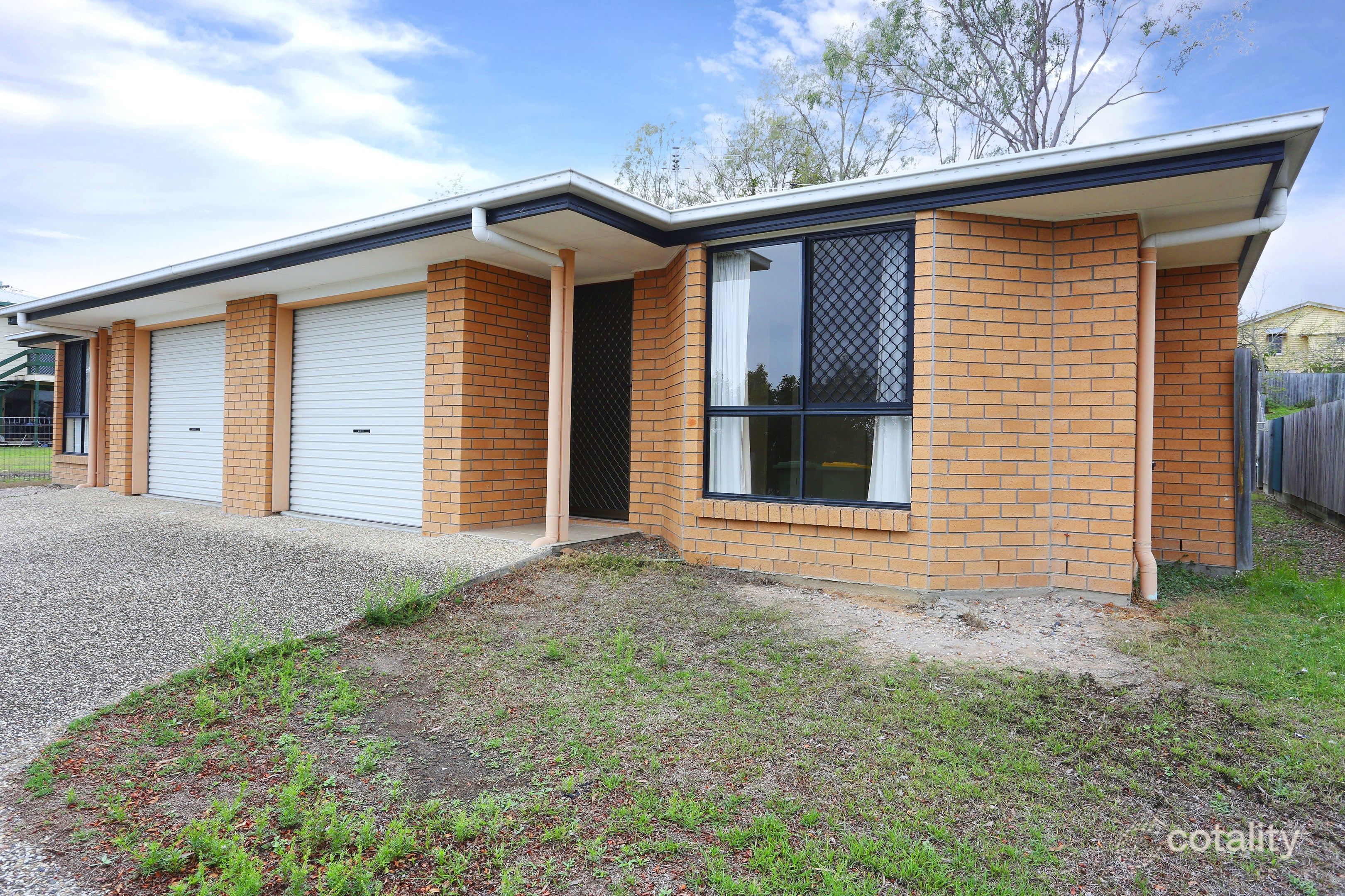 4 Lagoona, Churchill, QLD 4305