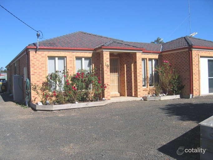 10 Rose Bvd, Lancefield, VIC 3435