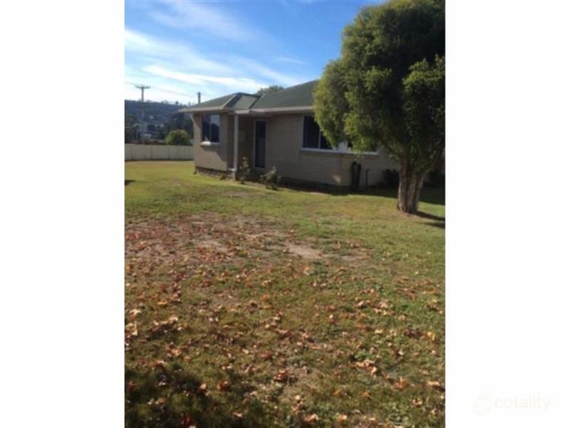 3 Esplanade East, Triabunna, TAS 7190