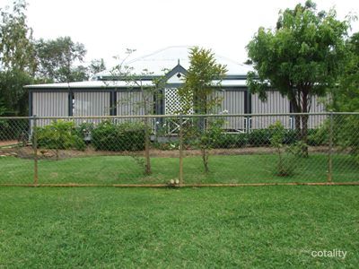 15 Mitchell St, Tambo, QLD 4478