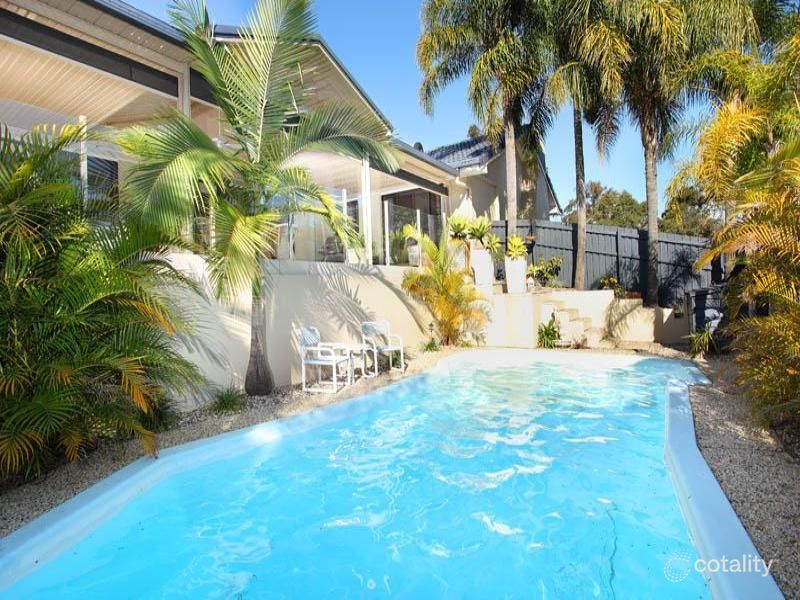 25 Fuelling St, Chapel Hill, QLD 4069