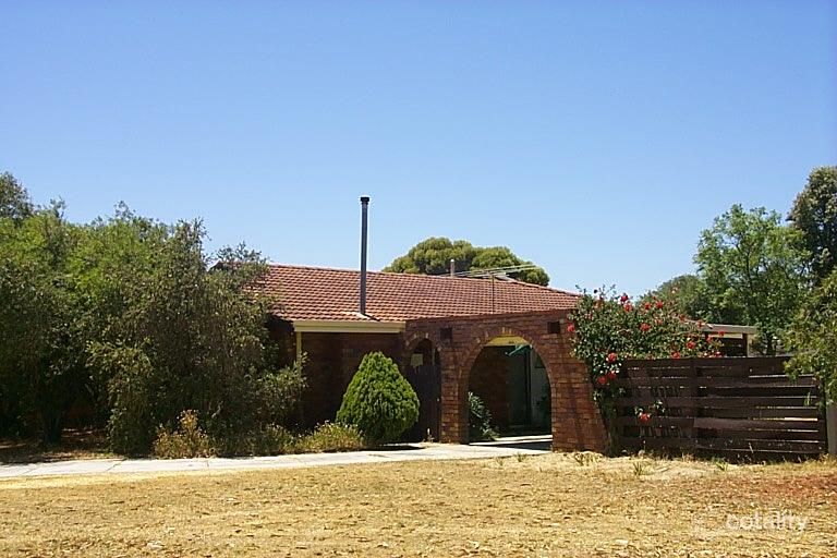 2 Erica Ct, Greenwood, WA 6024