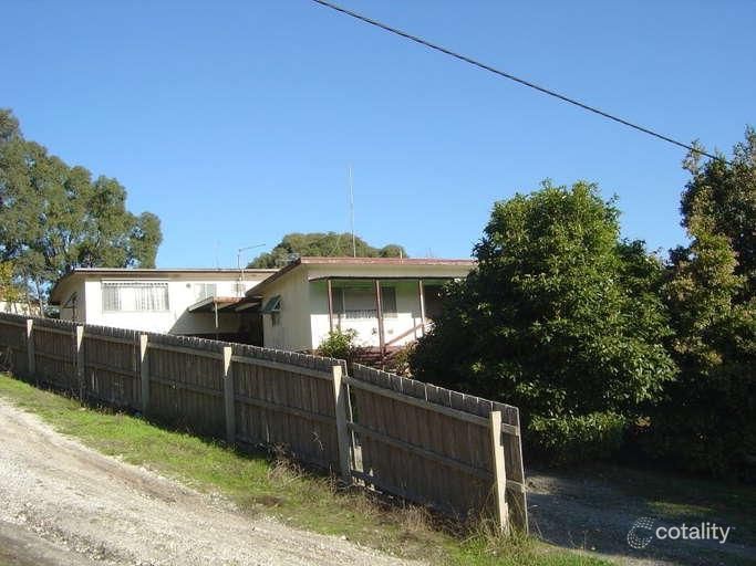 16 Winchester St, Foster, VIC 3960