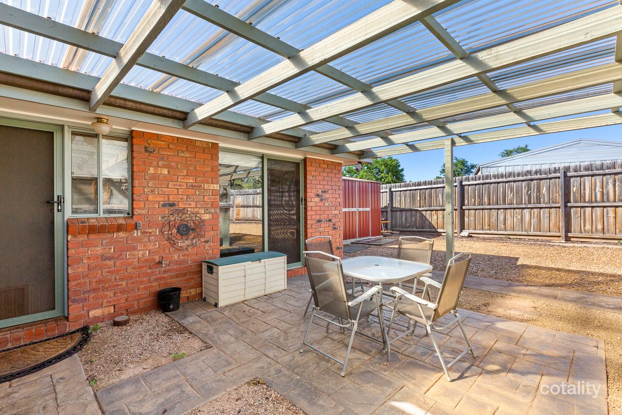 2 Mcnicholl Ct, Bacchus Marsh, VIC 3340