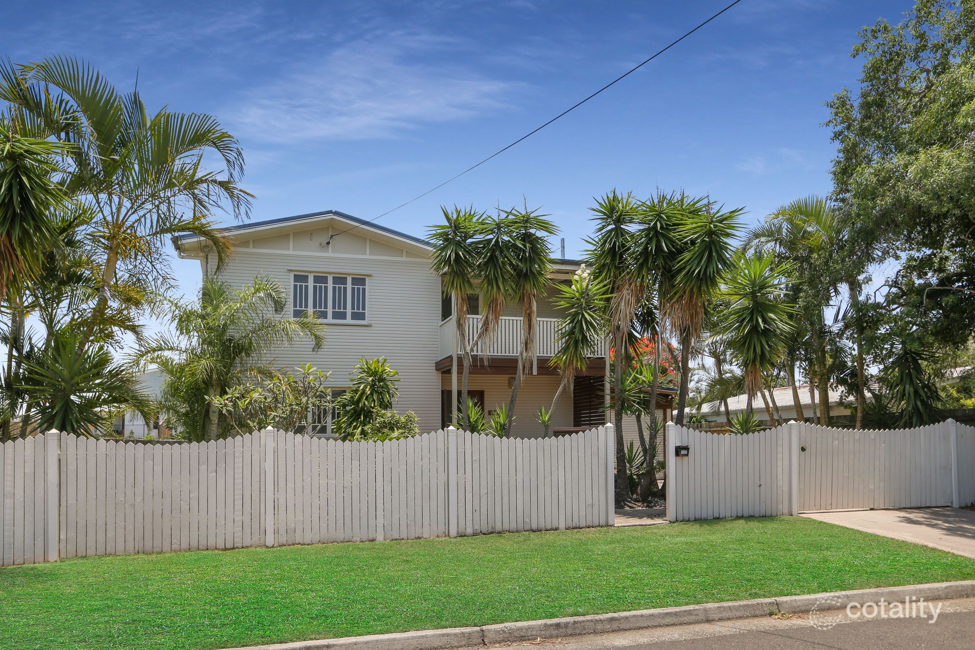227 Broadwater Ave W, Maroochydore, QLD 4558