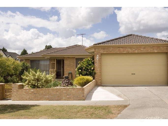 88 Thomas Mitchell Dr, Endeavour Hills, VIC 3802