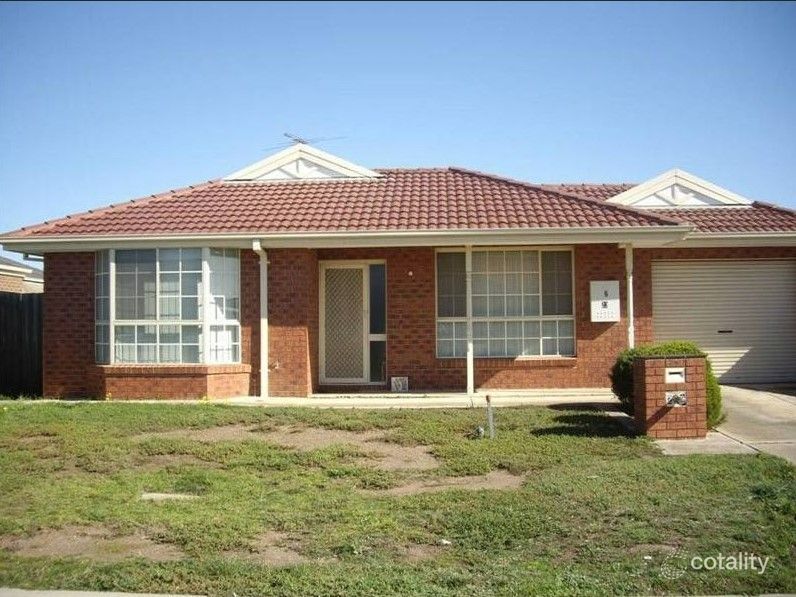 2/23 Allenby Rd, Hillside, VIC 3037