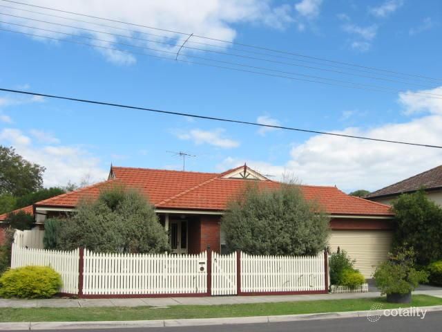 1/2 Narbethong Rd, Murrumbeena, VIC 3163