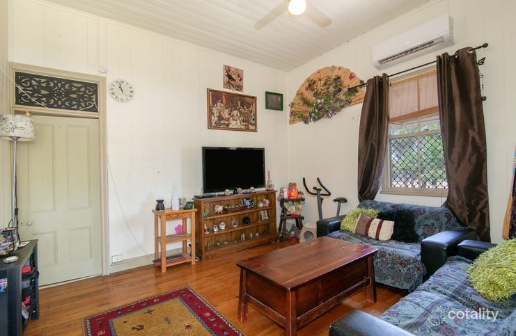2a General Foch St, One Mile, QLD 4305
