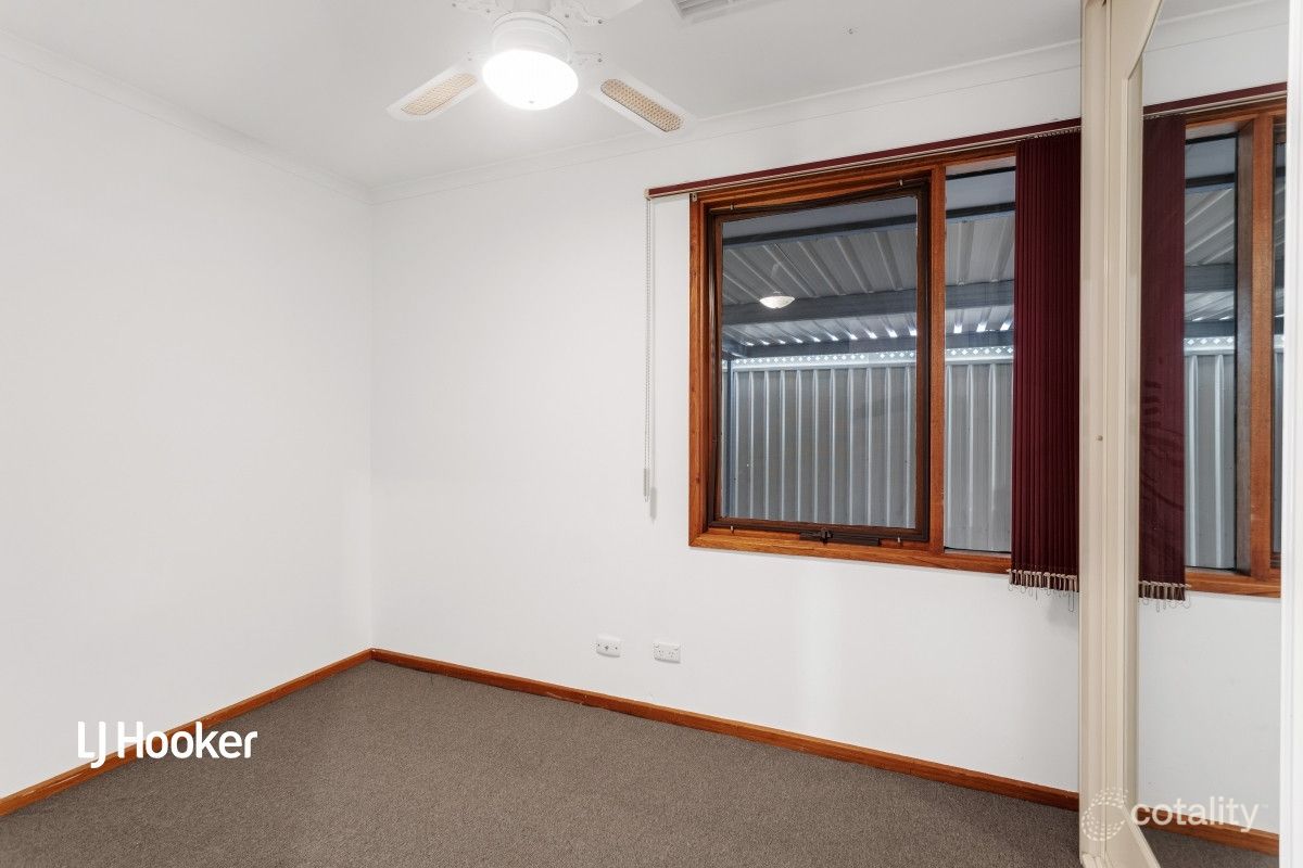 19 Fuller Cres, Elizabeth East, SA 5112