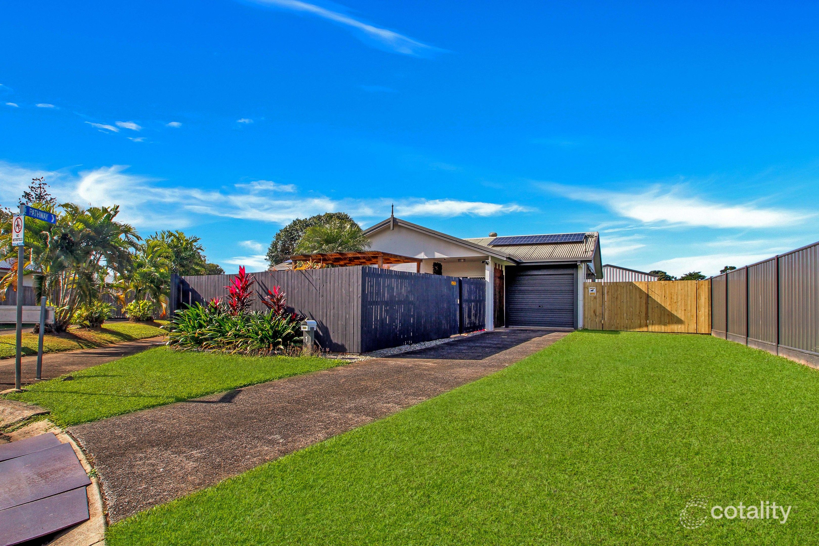 1 Bounty Cl, Bentley Park, QLD 4869