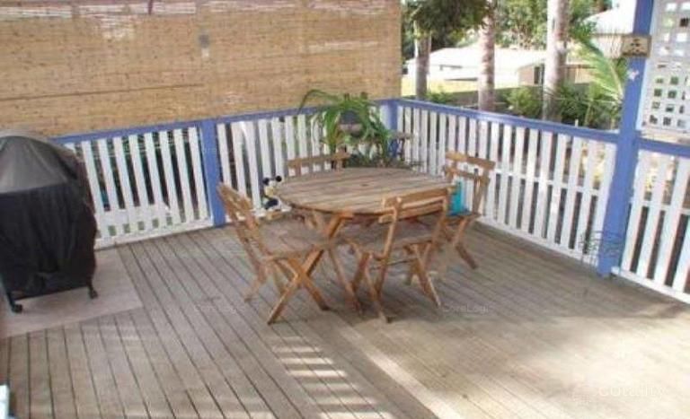 74 Camelia St, Cannon Hill, QLD 4170