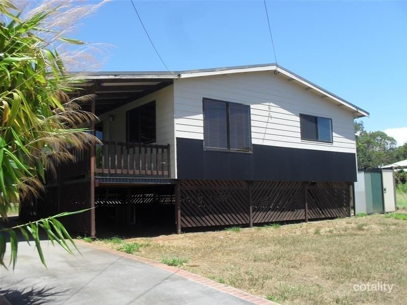 14 Francis Rd, Macleay Island, QLD 4184