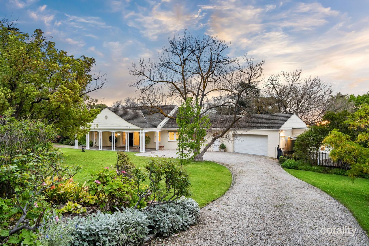 11 Pridmore Rd, Glen Osmond, SA 5064