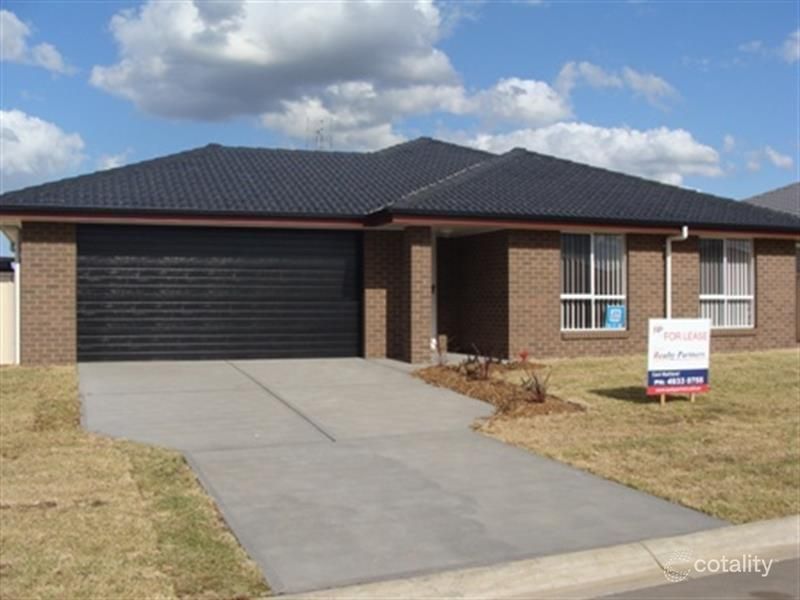 14 Peridot St, Rutherford, NSW 2320