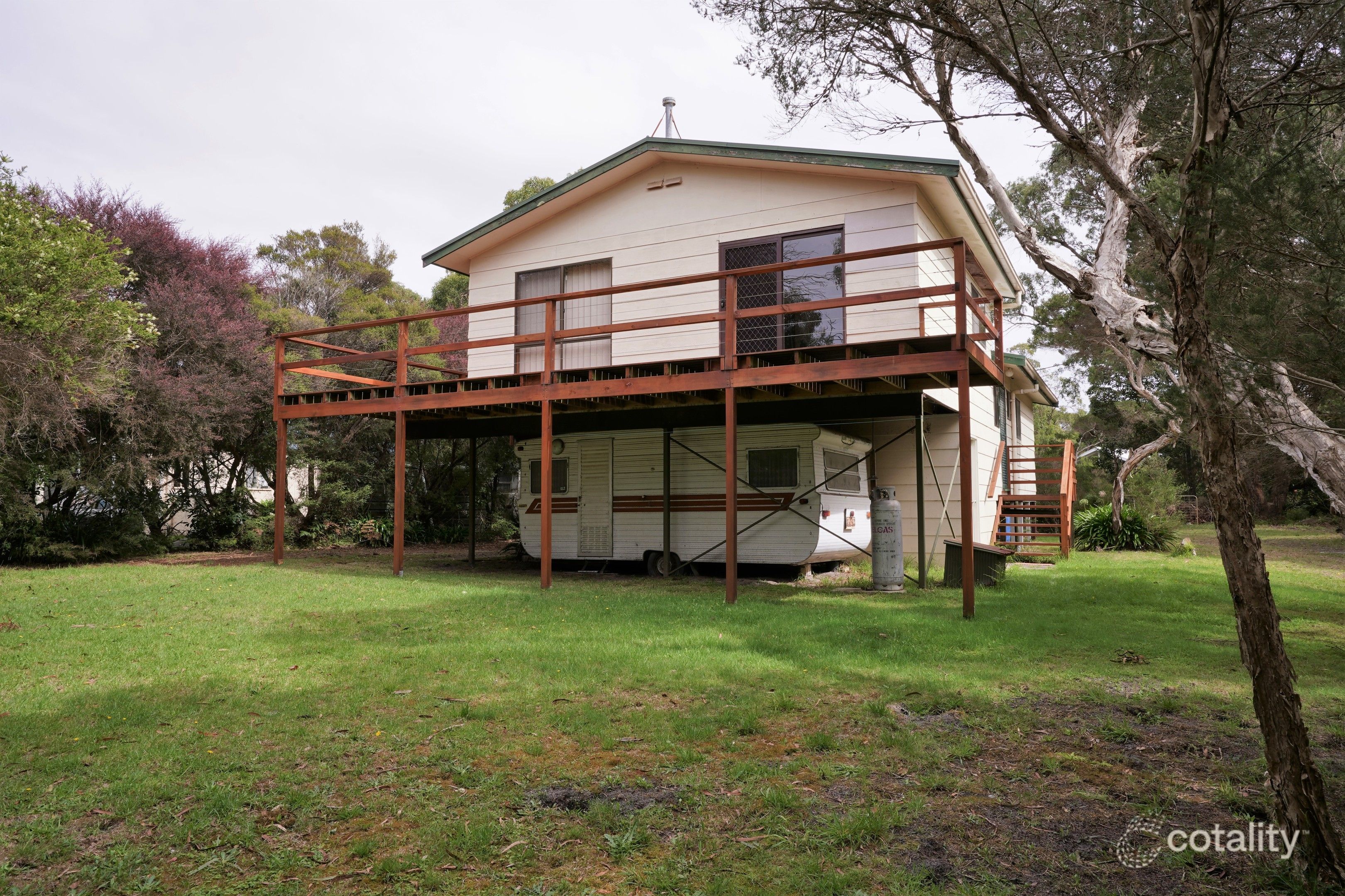 9 Macneil Ct, Walkerville, VIC 3956