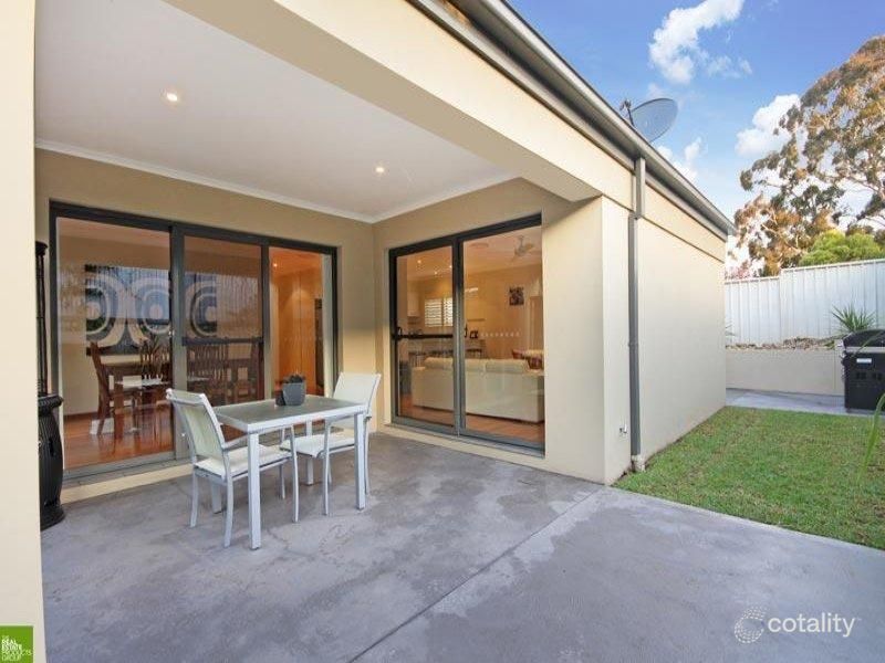 2/38a Russell St, Balgownie, NSW 2519