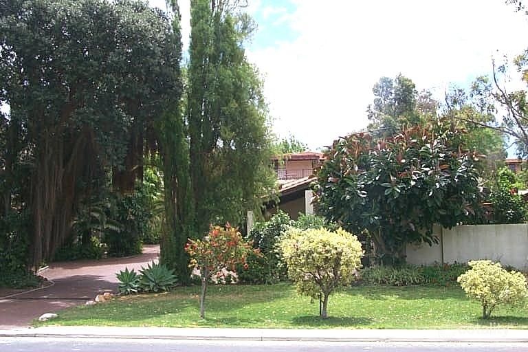 9/32 Sackville Tce, Scarborough, WA 6019