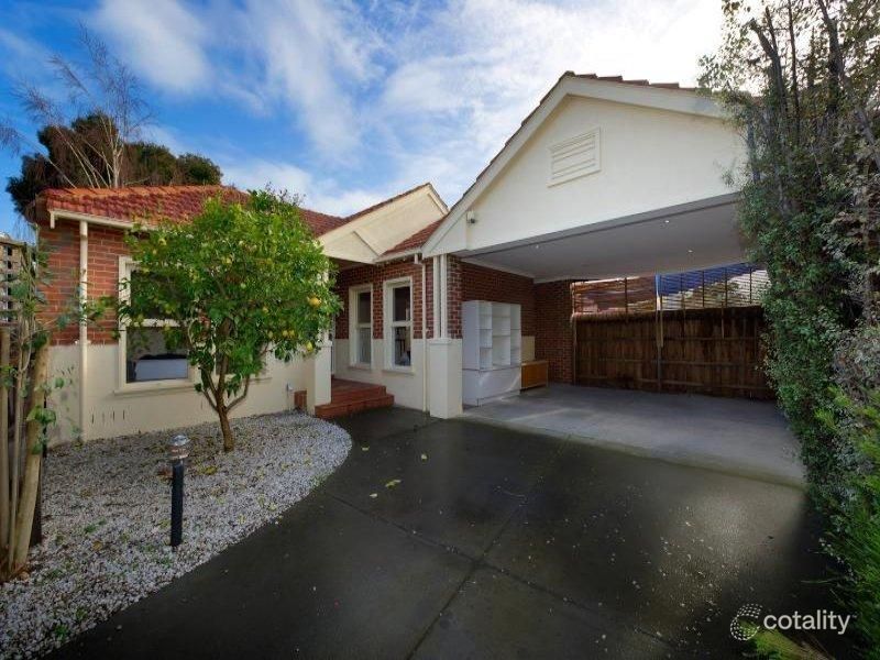 11 Lees St, Mckinnon, VIC 3204