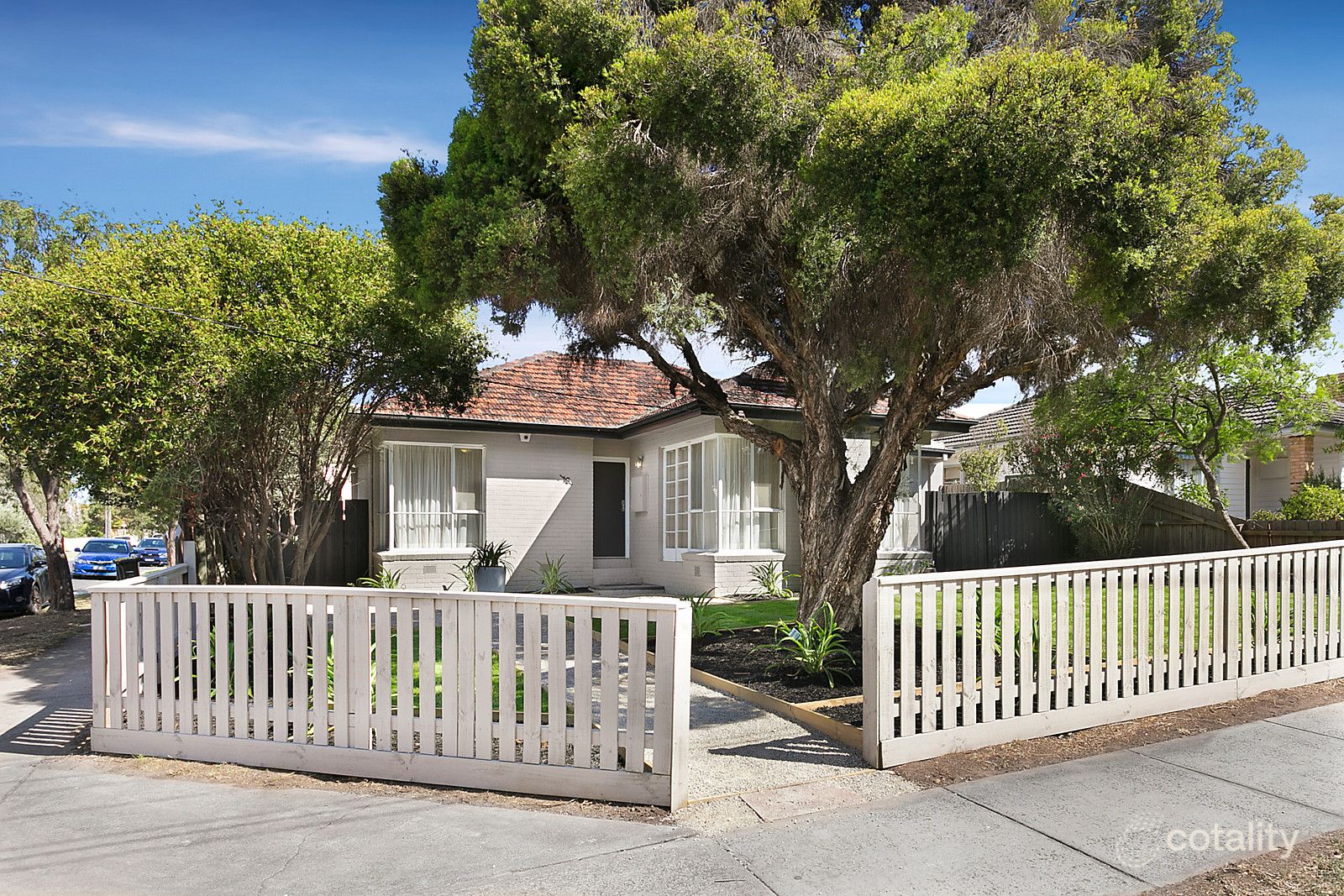 19 Rhodes Pde, Pascoe Vale, VIC 3044