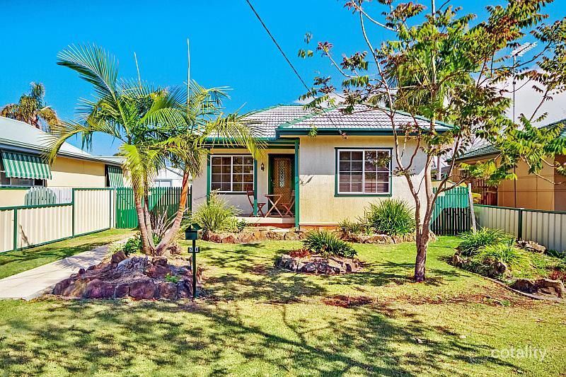24 Dunalban Ave, Woy Woy, NSW 2256