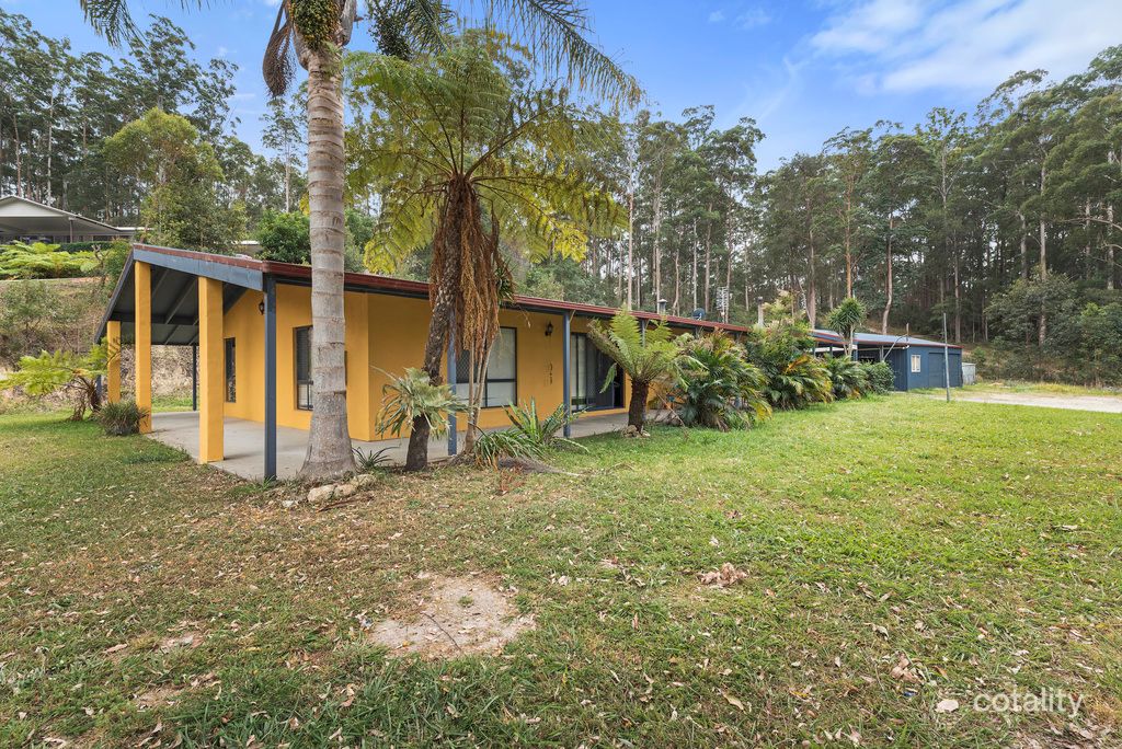 112 Overlander Rd, Moonee Beach, NSW 2450
