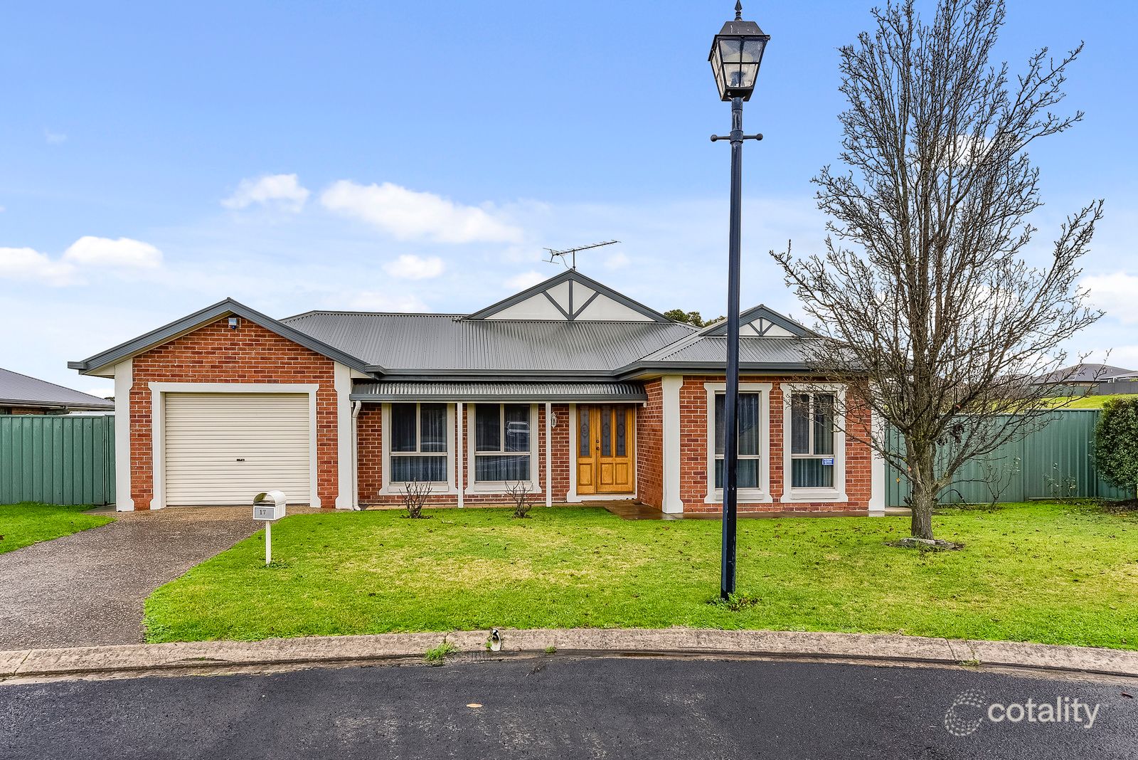 17 Dampier Ct, Mount Gambier, SA 5290