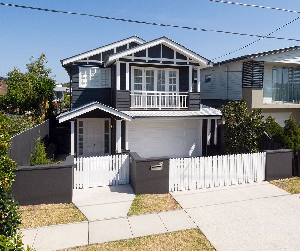 92 Gordon St, Hawthorne, QLD 4171