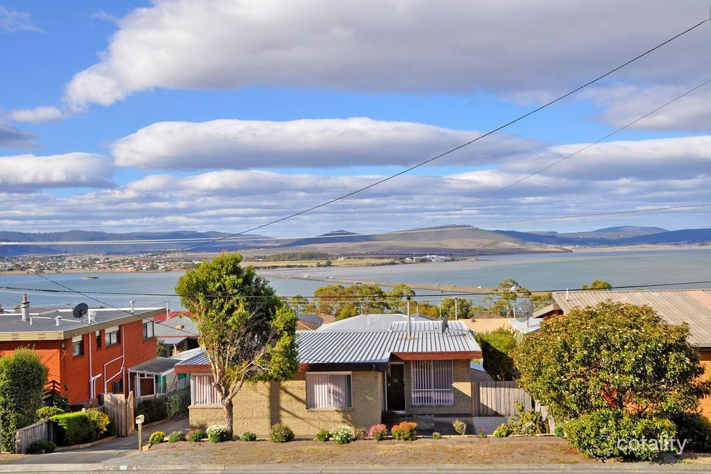 24 Second Ave, Midway Point, TAS 7171