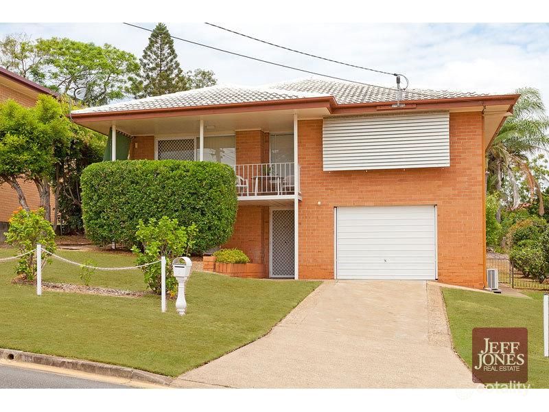 9 Moresby St, Moorooka, QLD 4105
