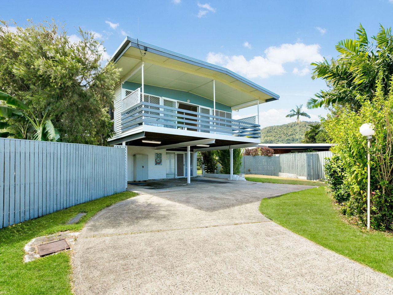 38 Cassia St, Edge Hill, QLD 4870