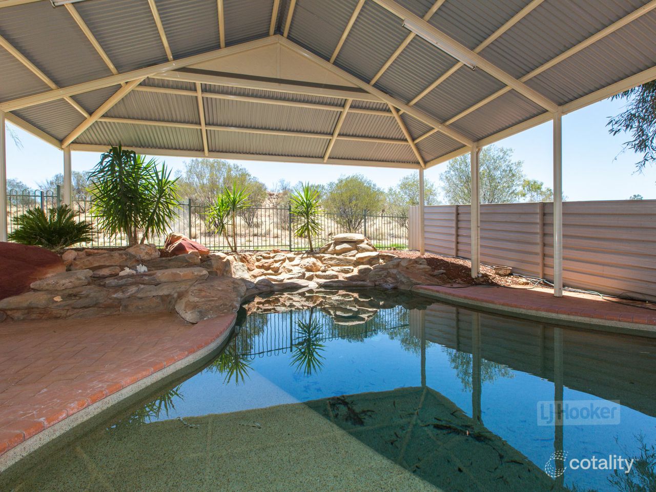 126 Cromwell Dr, Desert Springs, NT 0870