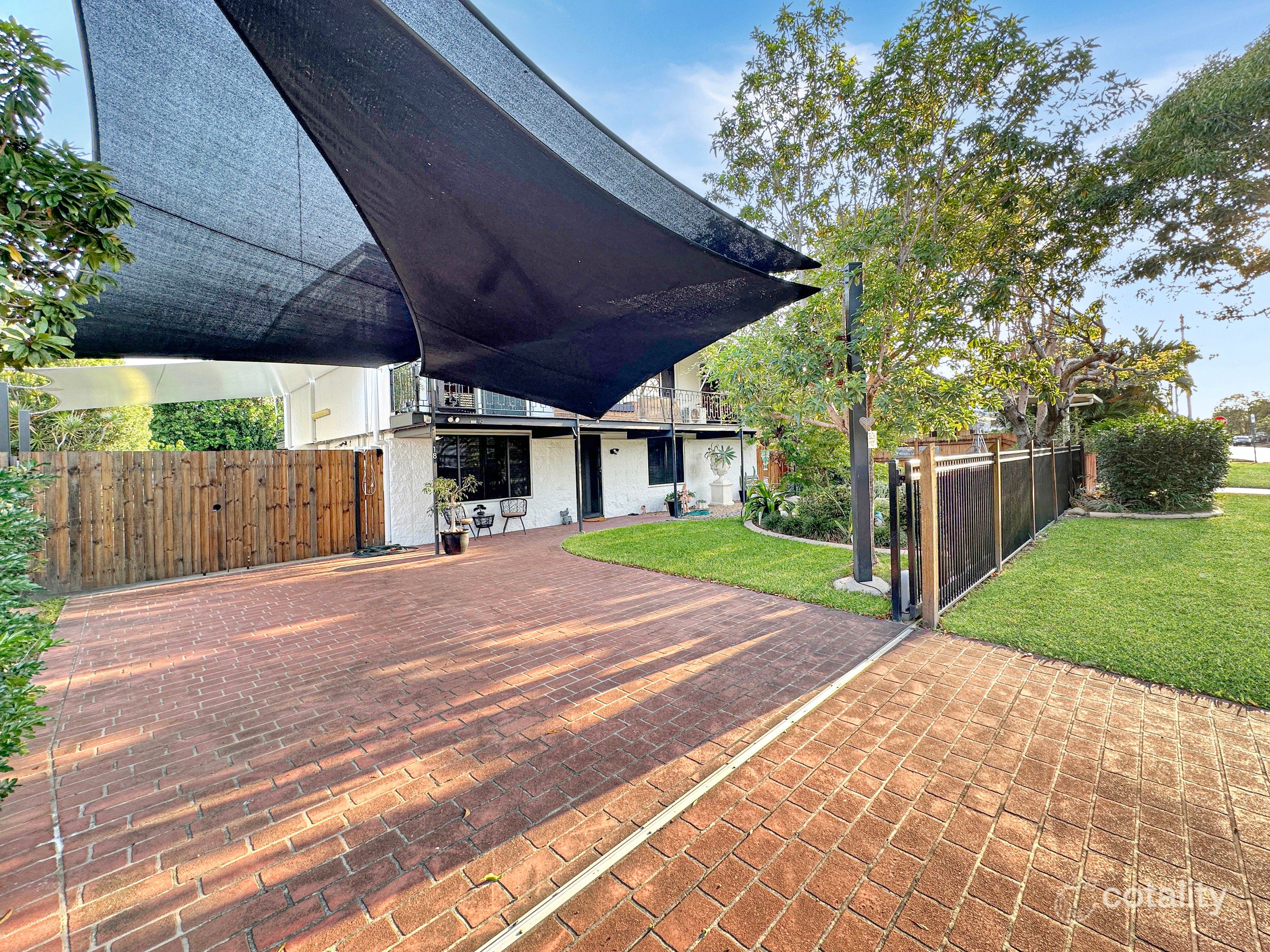 18 Poinciana St, Cranbrook, QLD 4814