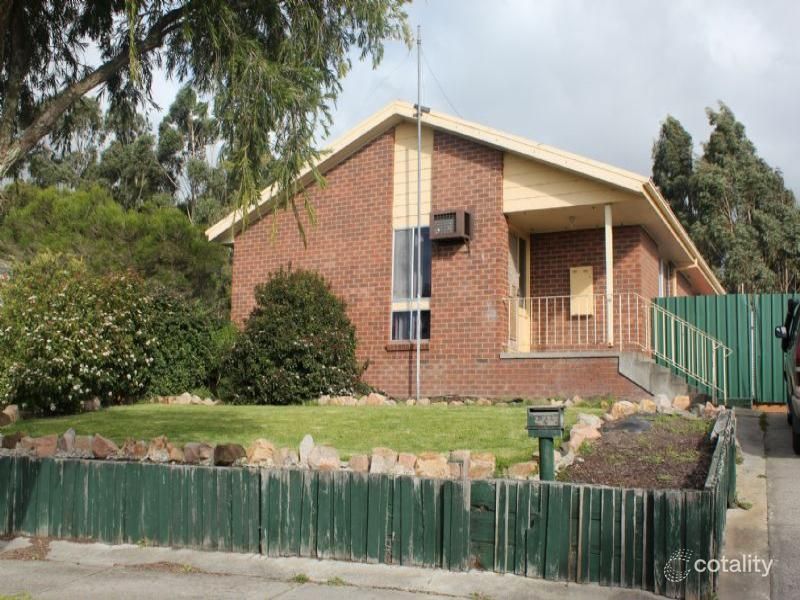 5 Goorawin Pl, Churchill, VIC 3842