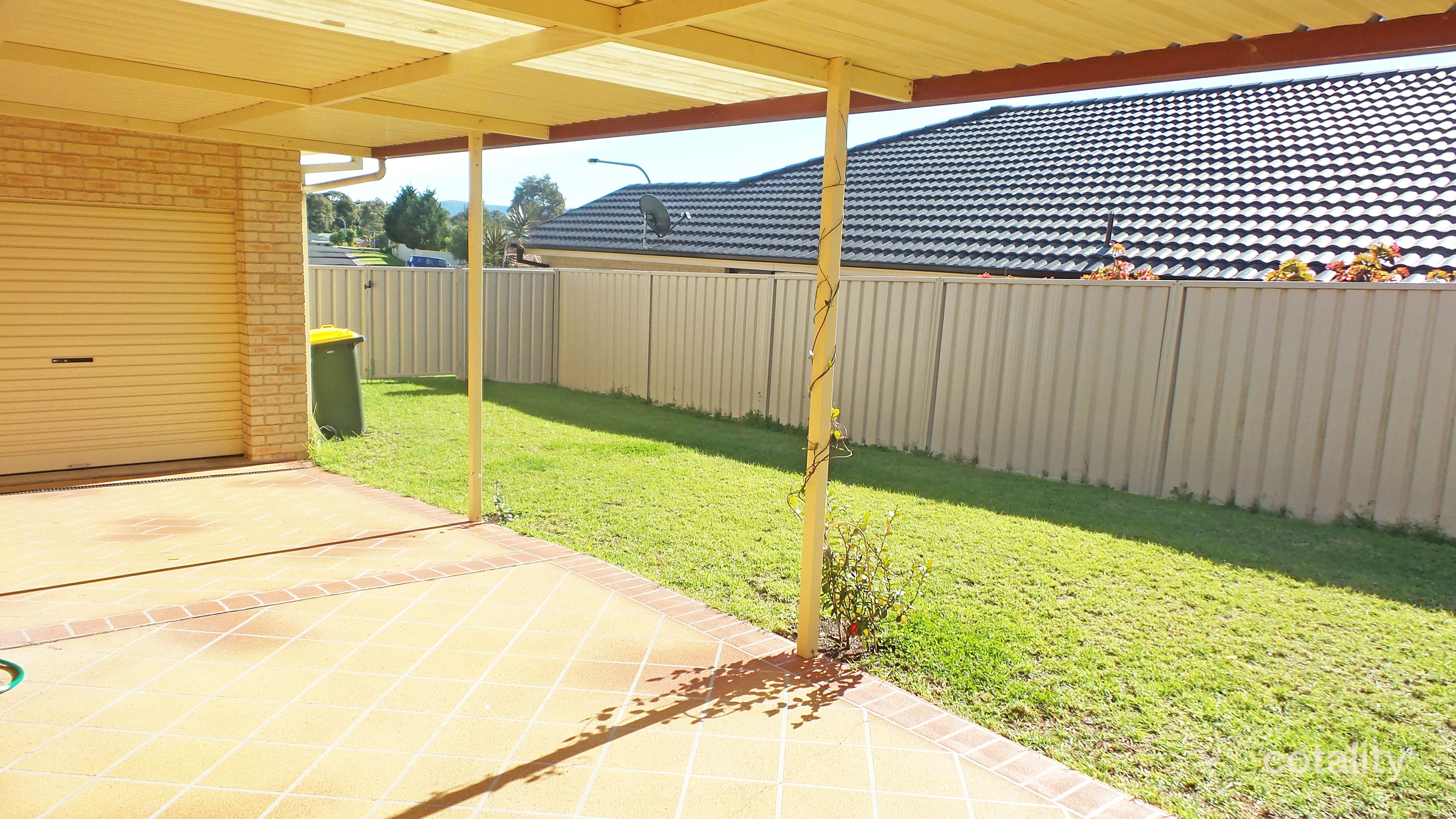 15 Warrigal St, Nowra, NSW 2541