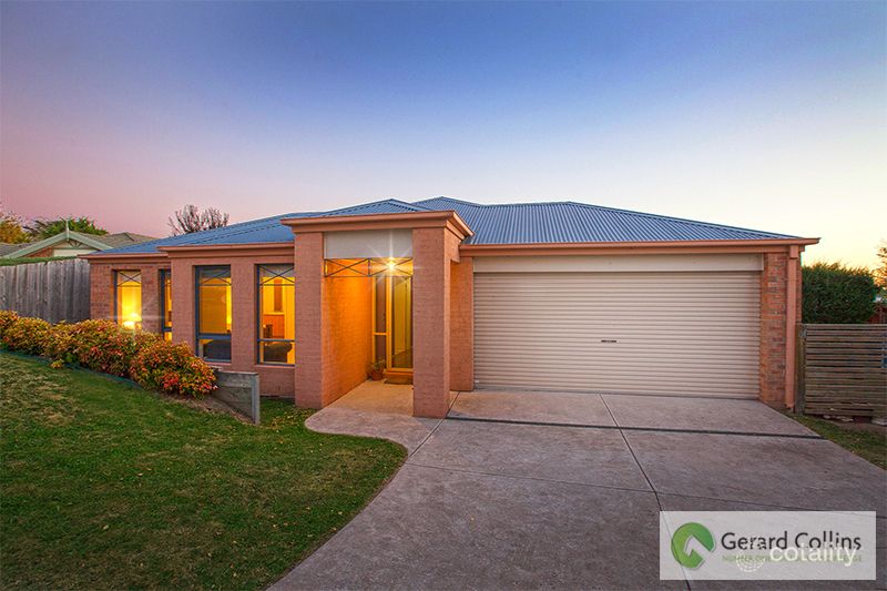 14 Clearview Ct, Garfield, VIC 3814