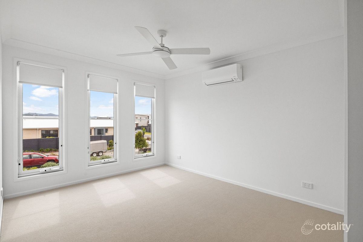 2a Charlotte Ave, Nirimba, QLD 4551