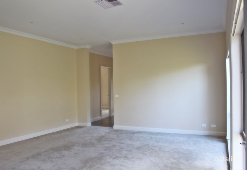 12 Cassandra Cl, Gisborne, VIC 3437