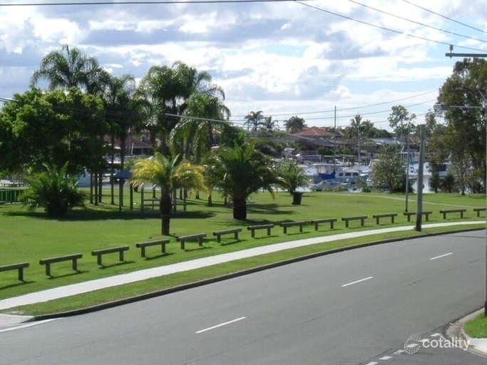 1/38 Abalone Ave, Paradise Point, QLD 4216