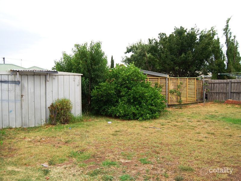 130 Robinsons Rd, Deer Park, VIC 3023